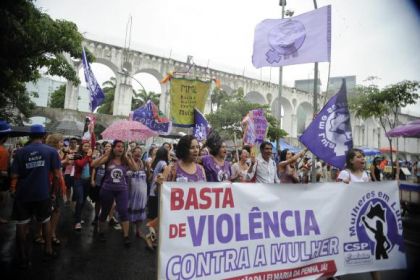 SITESSCH - Sindicato dos Trabalhadores em Estabelecimentos de Servios de Sade de Chapec e regio Mudana na Lei Maria da Penha reduz acesso das mulheres ao Judicirio Jornal GGN - Institutições que atuam em defesa dos direitos...