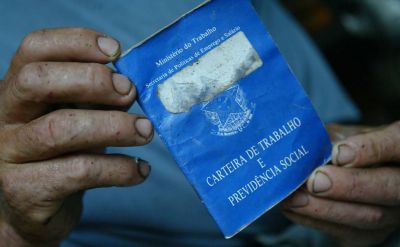 SITESSCH - Sindicato dos Trabalhadores em Estabelecimentos de Servios de Sade de Chapec e regio Governo apresenta novo texto  reforma da Previdncia Seguindo a premissa que é “melhor alguma reforma, do que reforma alguma”,...
