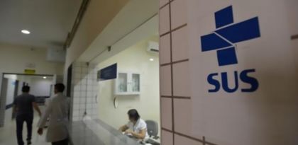 SITESSCH - Sindicato dos Trabalhadores em Estabelecimentos de Servios de Sade de Chapec e regio Emenda 86/2015 e 95/2016 ameaam a sobrevivncia do Sistema nico de Sade Documento aprovado pelo Conselho Nacional de Saúde revela que as...