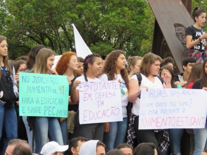 SITESSCH - Sindicato dos Trabalhadores em Estabelecimentos de Servios de Sade de Chapec e regio -