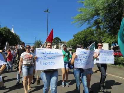 SITESSCH - Sindicato dos Trabalhadores em Estabelecimentos de Servios de Sade de Chapec e regio -